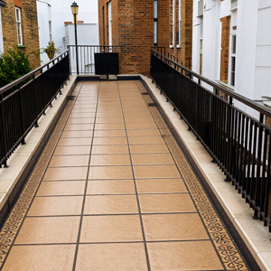 Access walkway